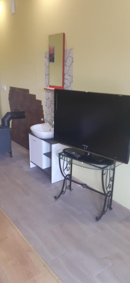 Viesu Nams "Laimes Pakavs" Hotel Straupe Екстериор снимка