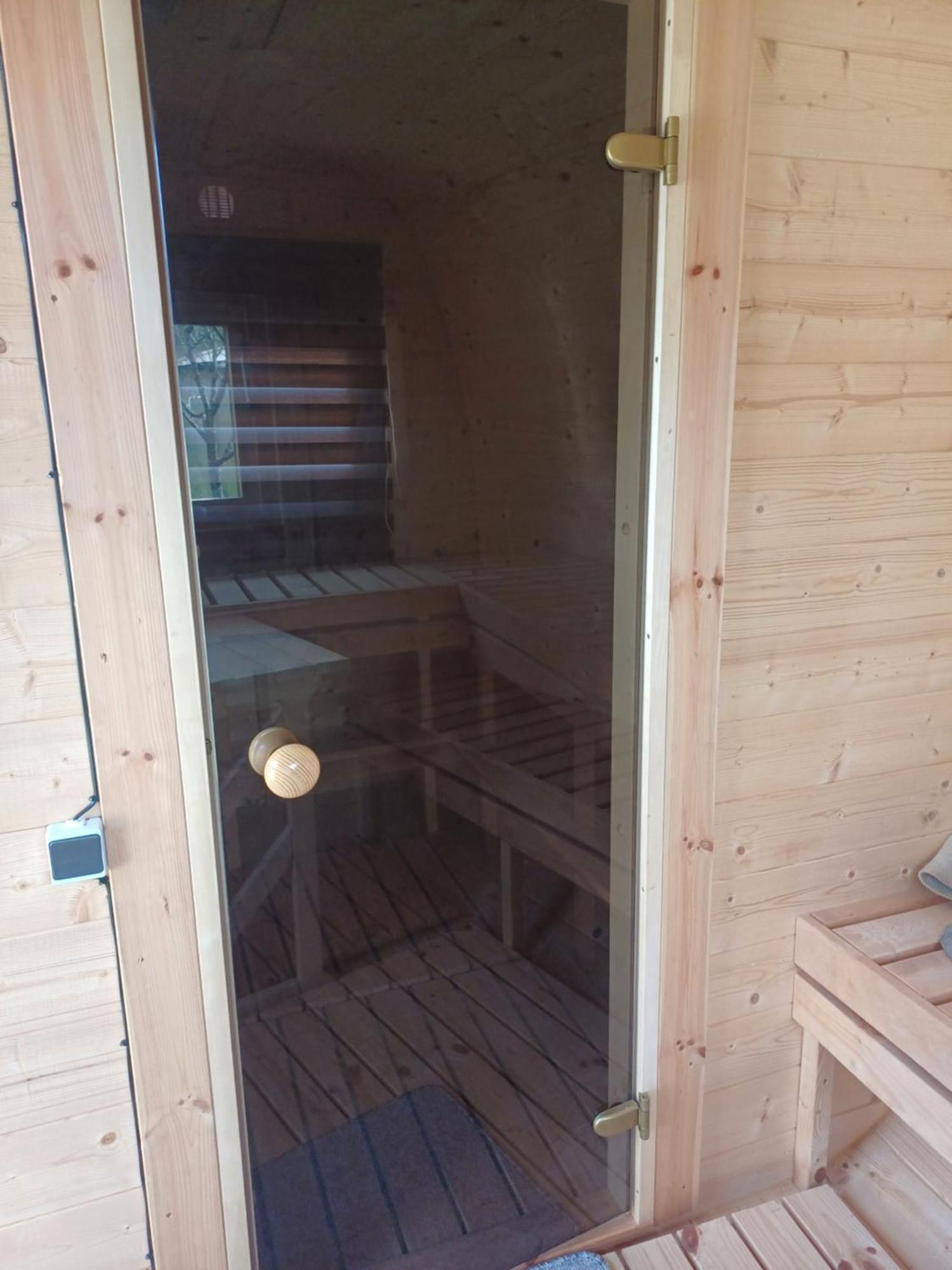 Viesu Nams "Laimes Pakavs" Hotel Straupe Екстериор снимка