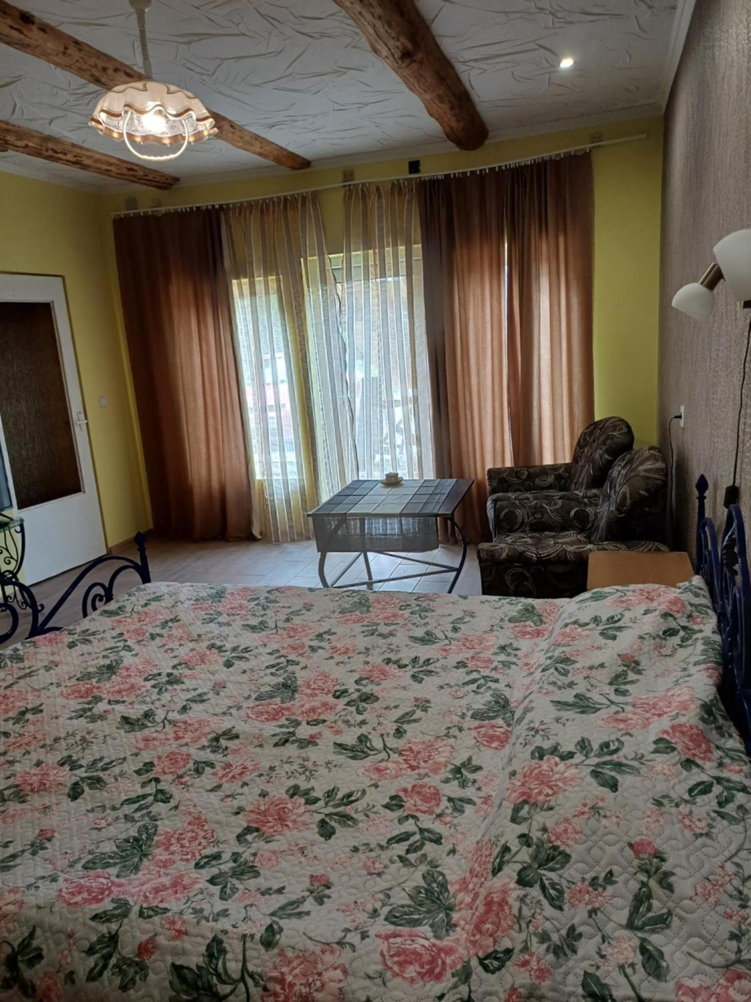 Viesu Nams "Laimes Pakavs" Hotel Straupe Екстериор снимка